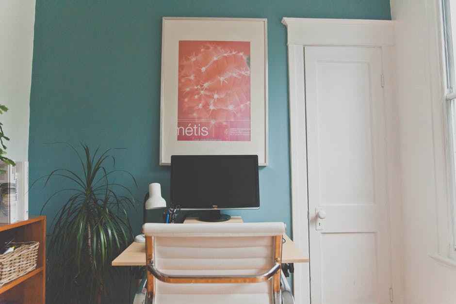 accent wall paint teal